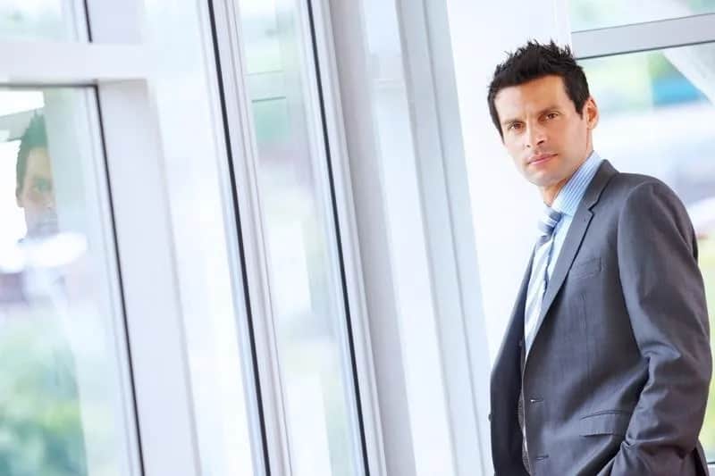 Ile zarabia kierownik hotelu? Zaskakujące fakty o wynagrodzeniach