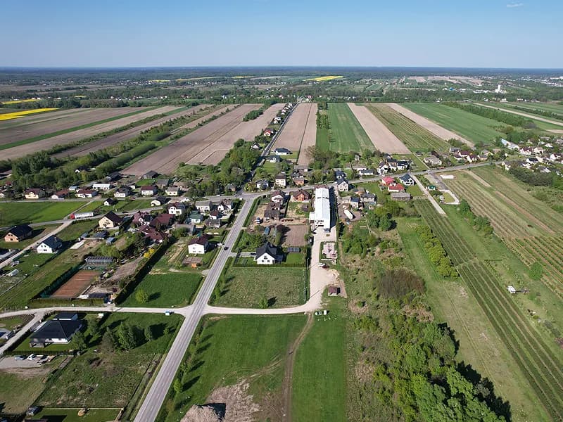 Gdzie leżą Skierniewice? Odkryj ich lokalizację w Polsce